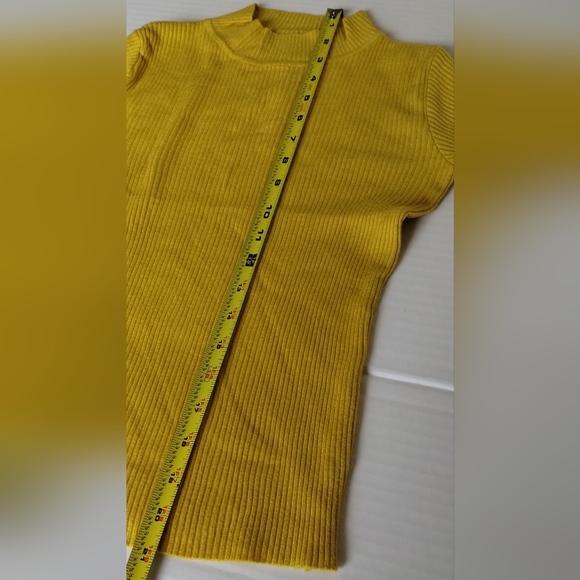 Long Sleeve Sweater - Picture 5 of 10